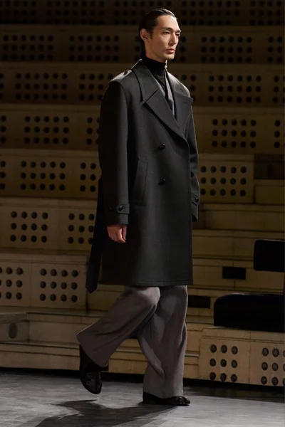 Look 5